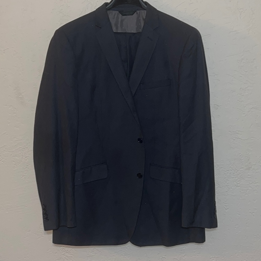 48l suit
